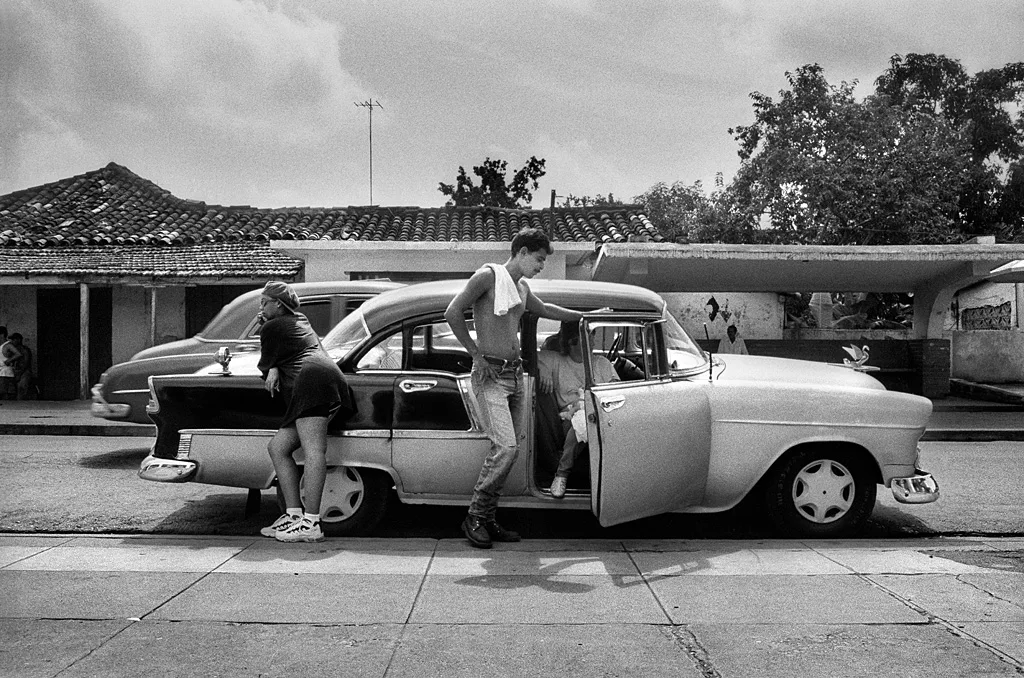 Chevrolet. Camino de Pinar del Río, Cuba, 1997