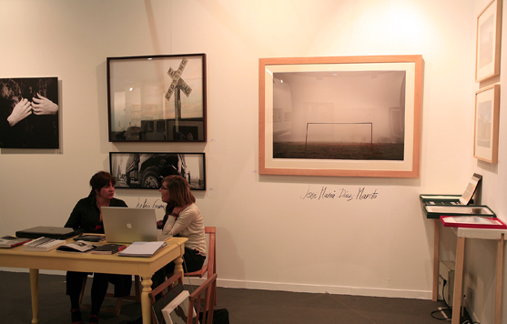 Stand de la Galería Estandarte Obras de José María Díaz-Maroto en la Galería EStandarte (Madrid) y en la Photogalería de La Fábrica (Madrid)