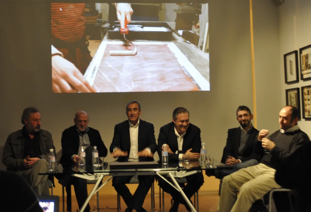 IVORYPRESS. PRESENTACIÓN DE LEVE, BREVE, ÁFRICA